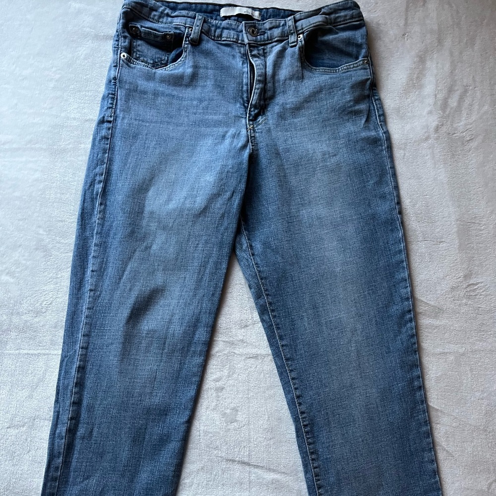 Straight leg light blue jeans